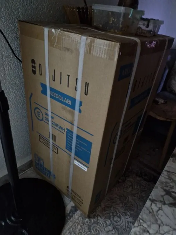 Dijitsu DB120RWH E 93 lt Statik Retro Beyaz Buzdolabı Mekanik Kontrol Paneli ile