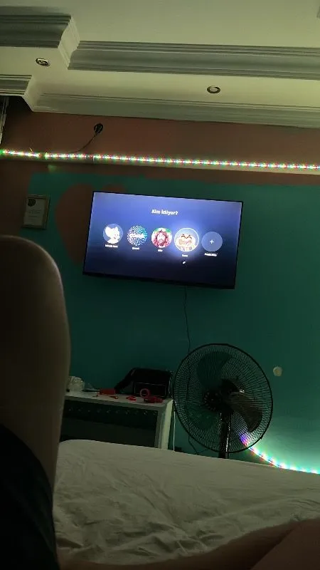 Onvo 40VQ80F2FA 40” 102 Ekran Uydu Alıcılı Full HD WhaleOS QLED TV