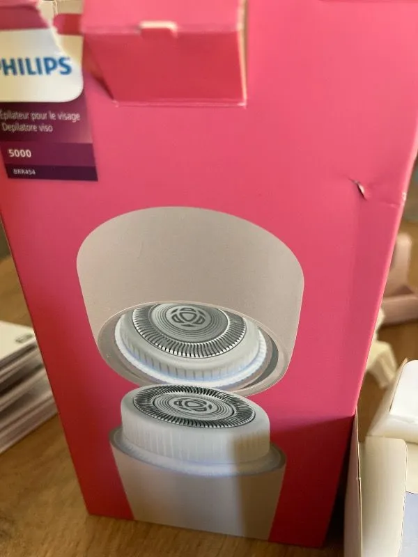 Philips Yüz Tüy Alma Makinesi -BRR454/00 1