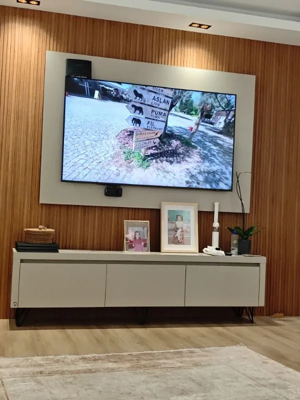 Samsung 75Q8F 75” 190 Ekran Uydu Alıcılı 4K Ultra HD Tizen Smart QLED TV