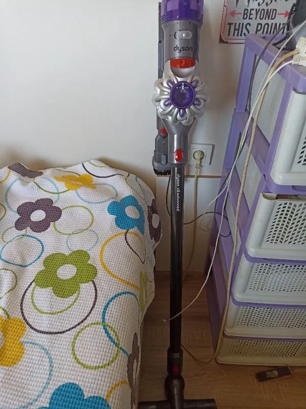 Dyson V8™ Advanced