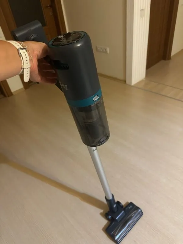 Hoover Kablosuz Dikey Süpürge 45 Dakika Kullanım 200W Motor Evcil Hayvan Tüy Toplama Başlıklı HFG10P 011