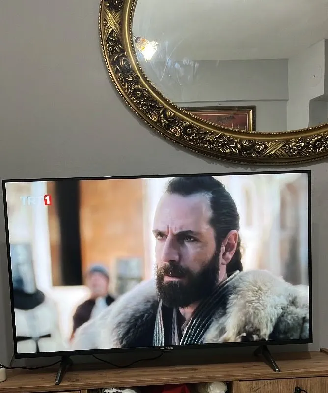 Grundig 32 GKH 6000 32” 82 Ekran Uydu Alıcılı HD Ready LED TV