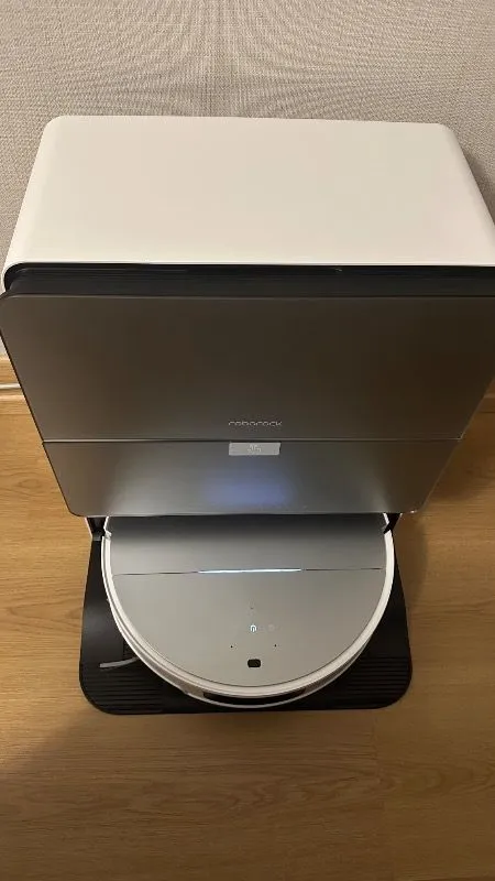 Roborock Saros 10 Akıllı Robot Süpürge