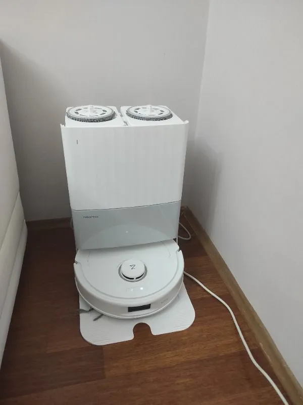 Roborock Qrevo C Pro Akıllı Robot Süpürge 18.500 Pa – Beyaz