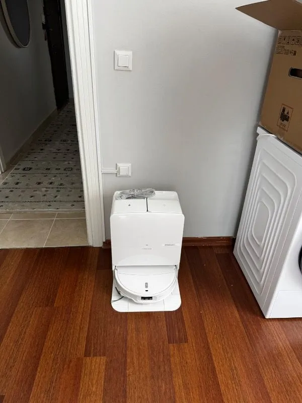 Roborock Qrevo Edge 2 Pro Akıllı Robot Süpürge 25.000 Pa Beyaz Sert Zemin İçin Akıllı Kontrol