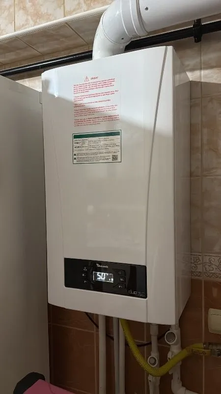 Baymak Duotec Compact 24 kW Düşük Yakıt Tüketimi ve Enerji Tasarrufu ile Kompakt Tasarımlı Yoğuşmalı Kombi