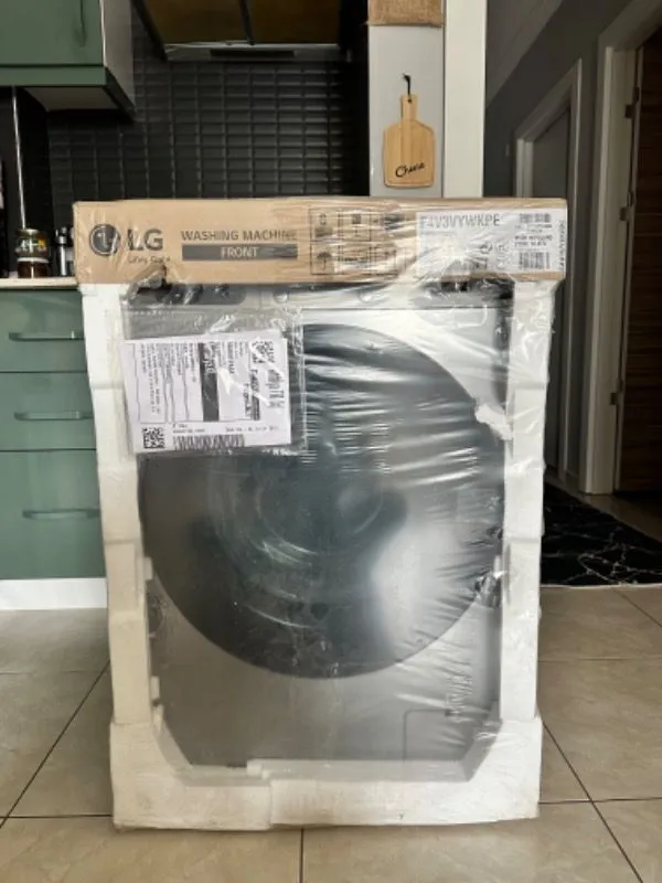 Lg F4V3VYWKPE 9 kg 1400 Devir Gümüş Çamaşır Makinesi