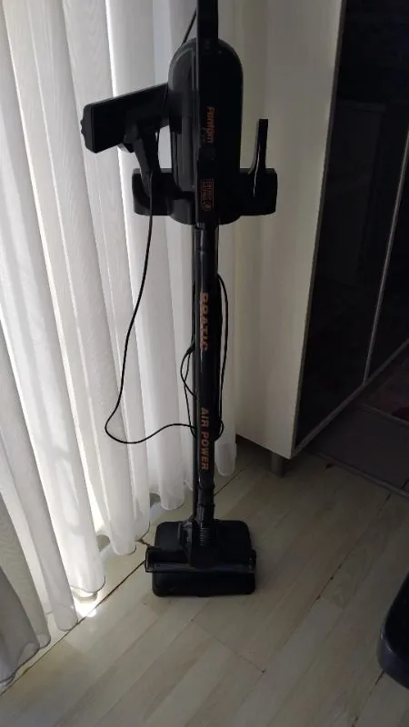 Fantom Pratic Aır Power P 1250 Siyah Torbasız Dönebilen Turbo Başlıklı Dikey Süpürge