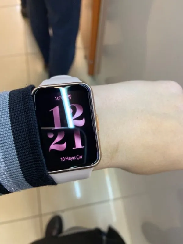 Huawei Watch Fit 2 – 1.74 inç Ekran ile Kadınlar için Akıllı Saat Sağlık Takibi Özellikleri
