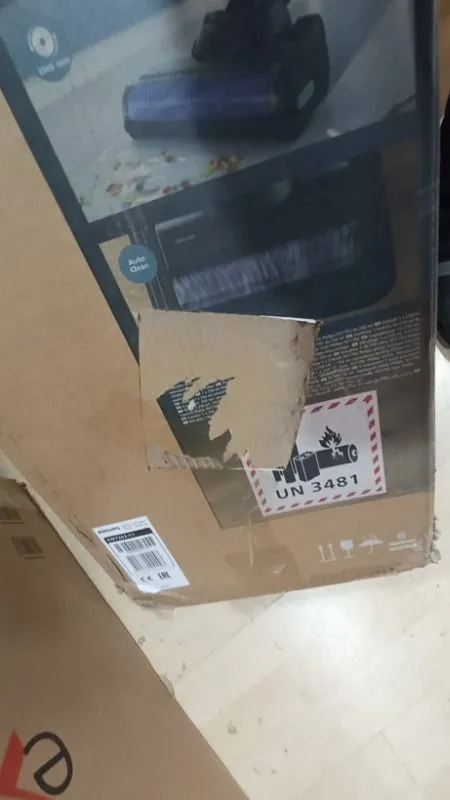 Philips 7000 Serisi AquaTrio Kablosuz Dikey Süpürge, Islak&Kuru Temizlik, Otomatik Temizleme ve Şarj İstasyonu, Kuru Süpürme Başlığı, XW7263/11