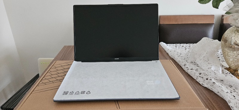 Huawei Matebook D16 2024 Intel Core i5 13420H 16GB 1TB SSD Windows 11 Home 16″ IPS Taşınabilir Bilgisayar