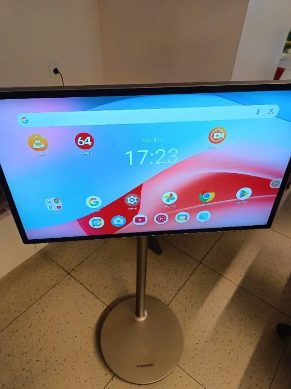 THOMSON Go Plus Taşınabilir Android 32″ 81 Ekran 4K Ultra Hd Dokunmatik, Döndürülebilir, Tekerlekli, Dahili Hoparlörlü Tablet 32UE5M45