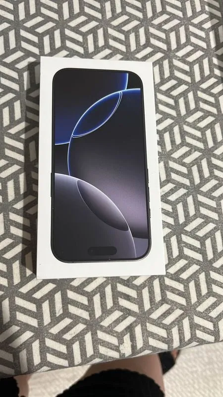 Apple iPhone 16 Pro