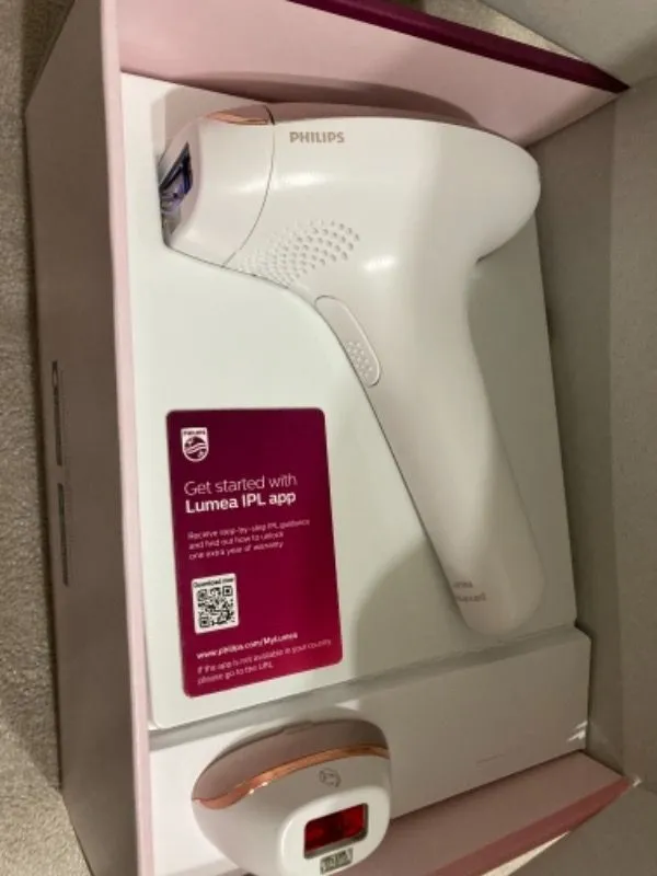 Philips Lumea 7000 Serisi BRI921/00 IPL Tüy Alma, Tüy Kısaltıcı,Vücut ve Yüz için 2 Başlık, Çanta
