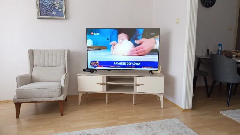 TCL 75V61C 75″ 190 Ekran Uydu Alıcılı 4K Ultra HD Google Smart LED TV