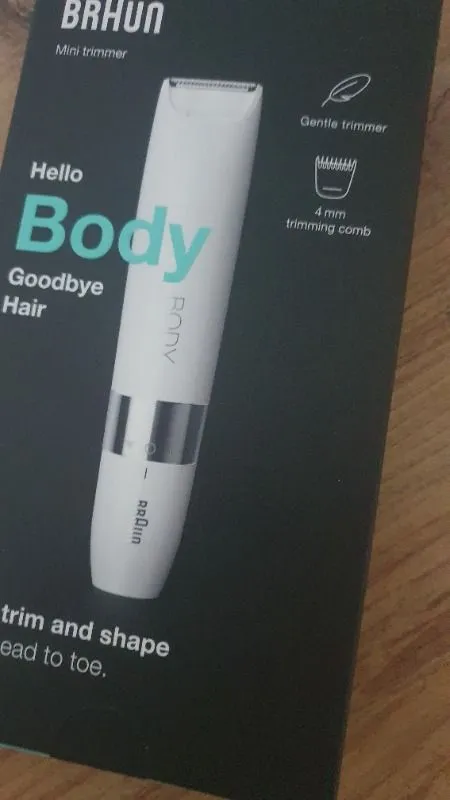 Braun Body Mini Trimmer BS1000 Vücut Tüy Kesme Makinesi + Düzeltici Tarak, Pil ve Temizleme Fırçası