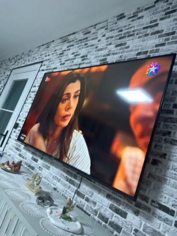 Vestel 43U9630 43” 108 Ekran Uydu Alıcılı 4K Ultra HD Smart LED TV