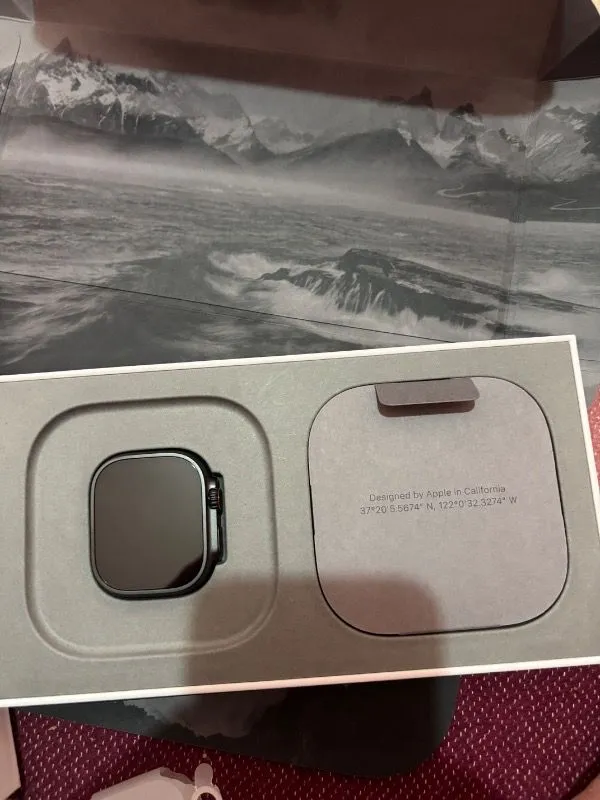 Apple Watch Ultra 3 Gps + Cellular, 49 mm Siyah Titanyum Kasa ve kordon