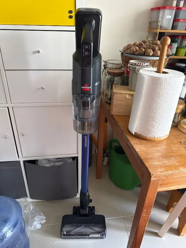 Bissell Furguard Pro 2’si 1 Arada Kablosuz Dikey Süpürge 0,4 L Toz Haznesi ile Güçlü Emiş