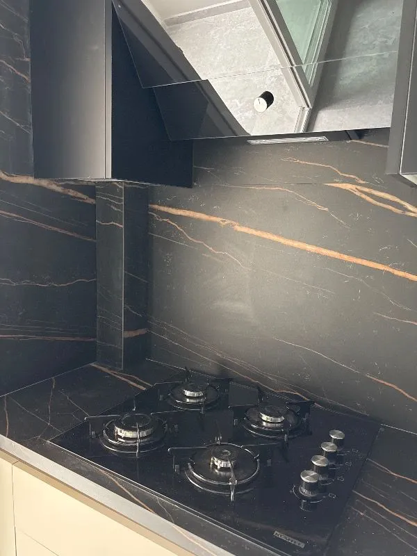 Kumtel Home Siyah Cam Ankastre Set (DA6-830 Davlumbaz + KO-40 TAHDF Ocak+ B66-S2 Fırın)