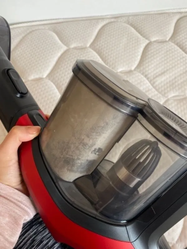 Philips XC7043/01 SpeedPro Max Şarjlı Dikey Süpürge – 25.2V, 65 dk Çalışma Süresi, 360° Emiş Başlığı ve TurboPet Başlığı ile