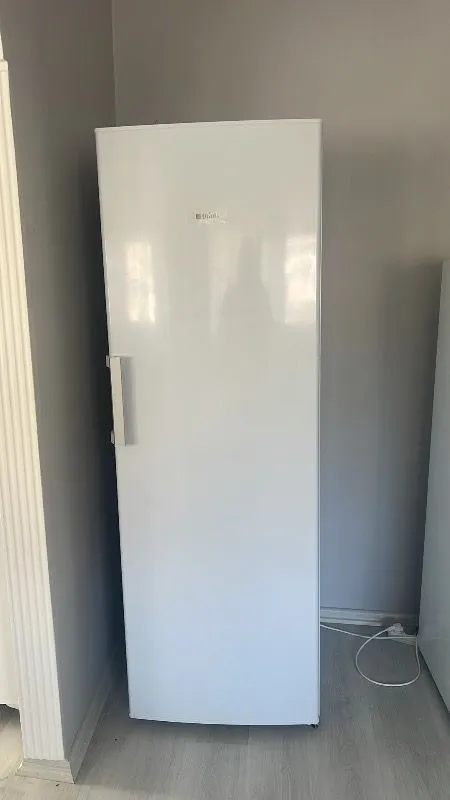 Uğur UED 7266 DTK 258 Lt 7 Çekmeceli Derin Dondurucu E Enerji Sınıfı ile Sessiz Çalışma