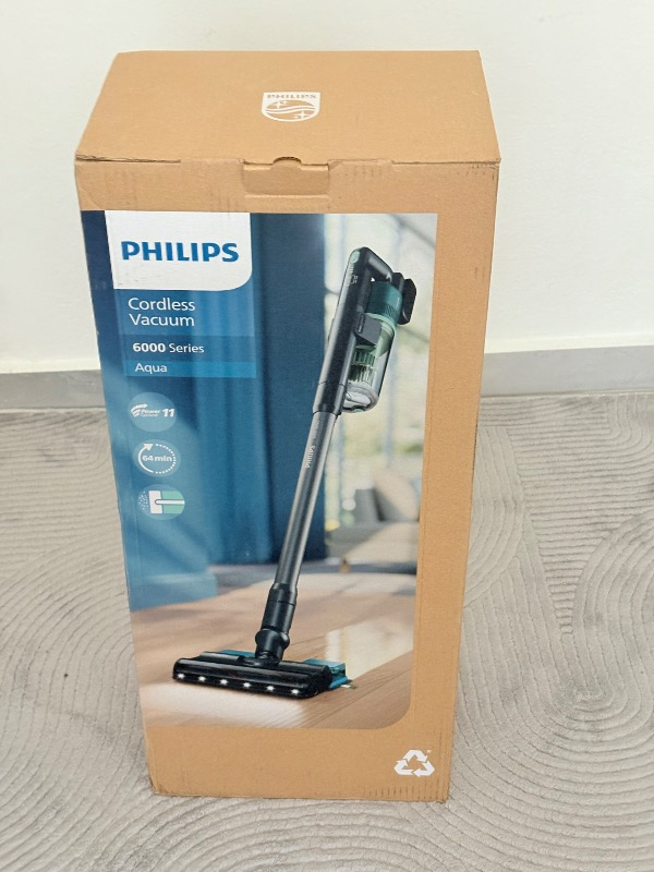 Philips 6000 Serisi Kablosuz Dikey Süpürge, PowerCyclone 11, Aqua Modül ile Kolay Mop, TriActive, XC6557/01