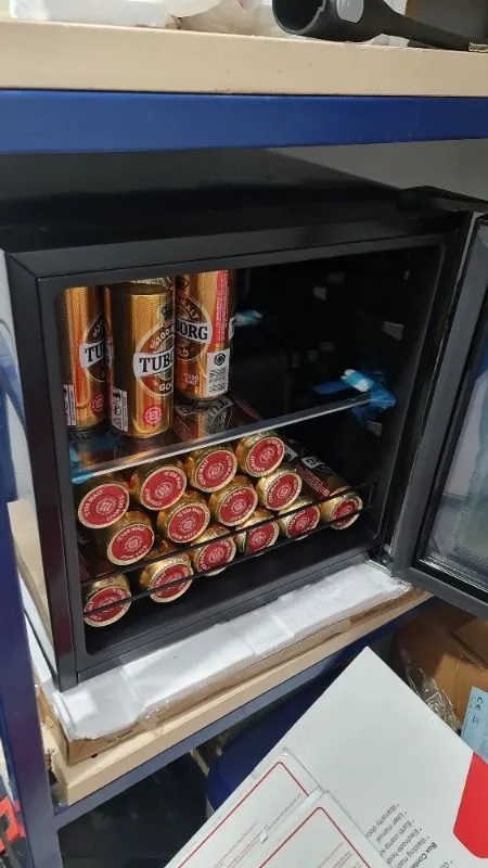 KUMTEL HMB-60 44 L Cam Kapılı Mini Buzdolabı (Minibar)