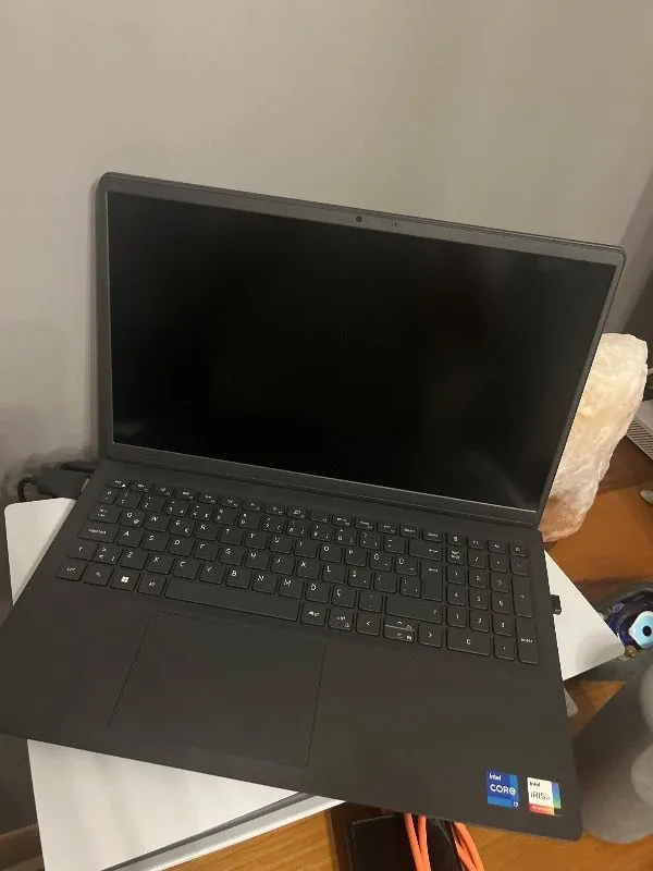 Dell Vostro 3530 I7-1355U 32 GB 1 Tb SSD Windows 11 Pro Iris Xe Graphics 15.6″ Full Hd Taşınabilir bilgisayar N1601PVNB3530U Cb6