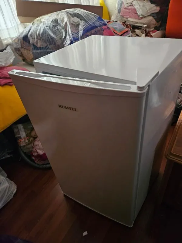 Kumtel 93L Beyaz Büro Tipi Buzdolabı HMB-110