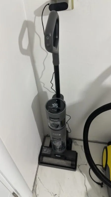 Dreame H12 Core Islak/Kuru Süpürge Hafif ve Akıllı Süpürge ve Paspas, Akıllı Kir Algılama, Otomatik Kendi Kendini Temizleme, Ahşap Vinil ve Sert Zeminler