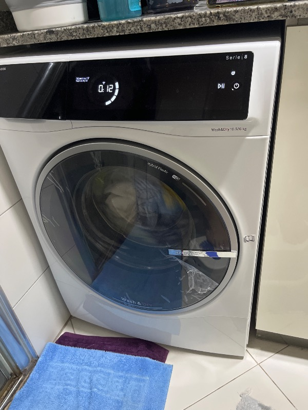 Bosch WNC254A0TR 1400 Devir 10.5 kg / 6 kg Kurutmalı Çamaşır Makinesi