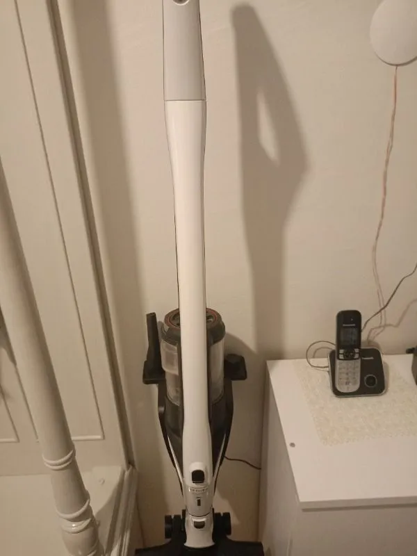 Miele Triflex HX2 Lotus Beyazı – Şarjlı Dik Süpürge