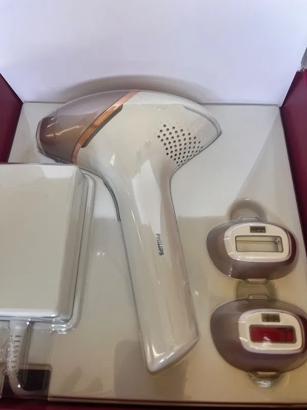 Philips Lumea 9900 Serisi BRI953/01 IPL Tüy Alma, SkinAI Uygulama,Vücut,Yüz ve Bikini,3 Başlık,Çanta