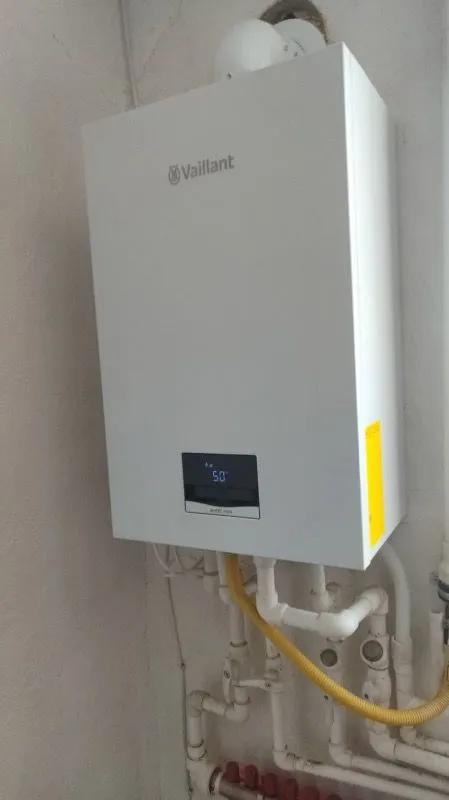 Yeni Ecotec Intro 28/28 Kw Tam Yoğuşmalı Kombi