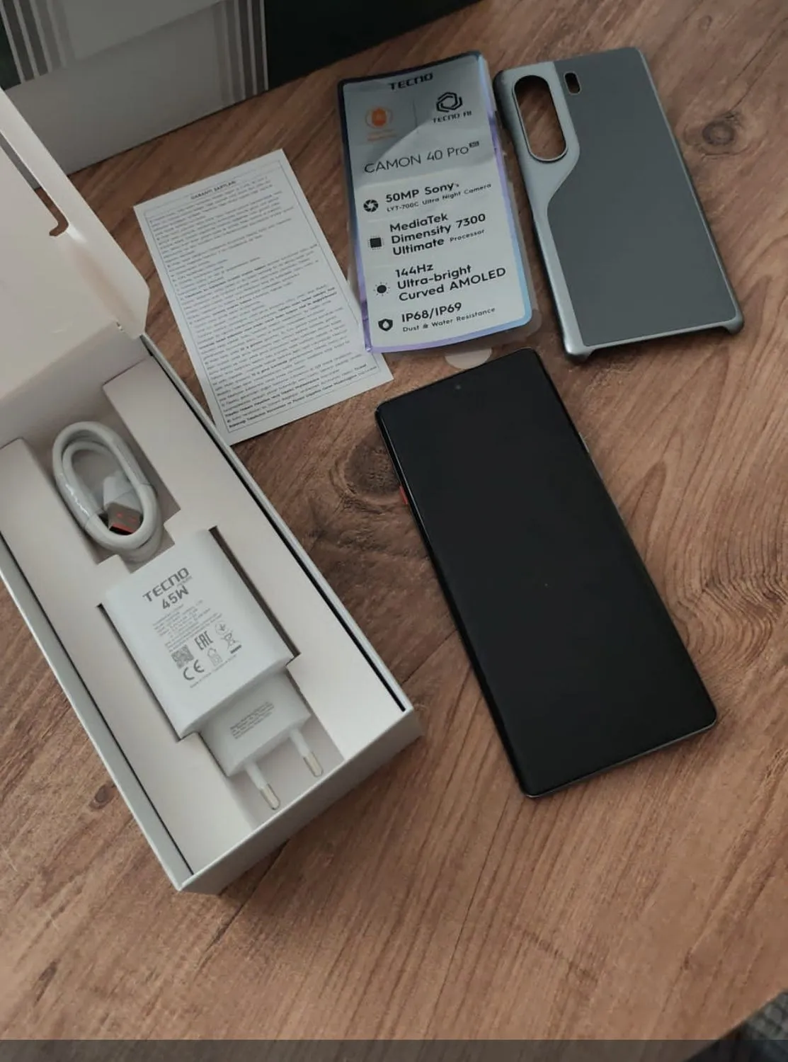 Tecno CAMON 40 Pro