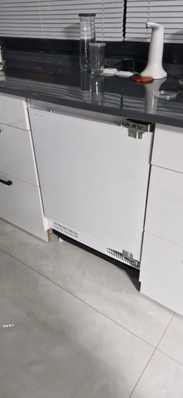 Vestel SBA16011 134 Lt E Enerji Sınıfı Statik Soğutucu Ankastre Buzdolabı