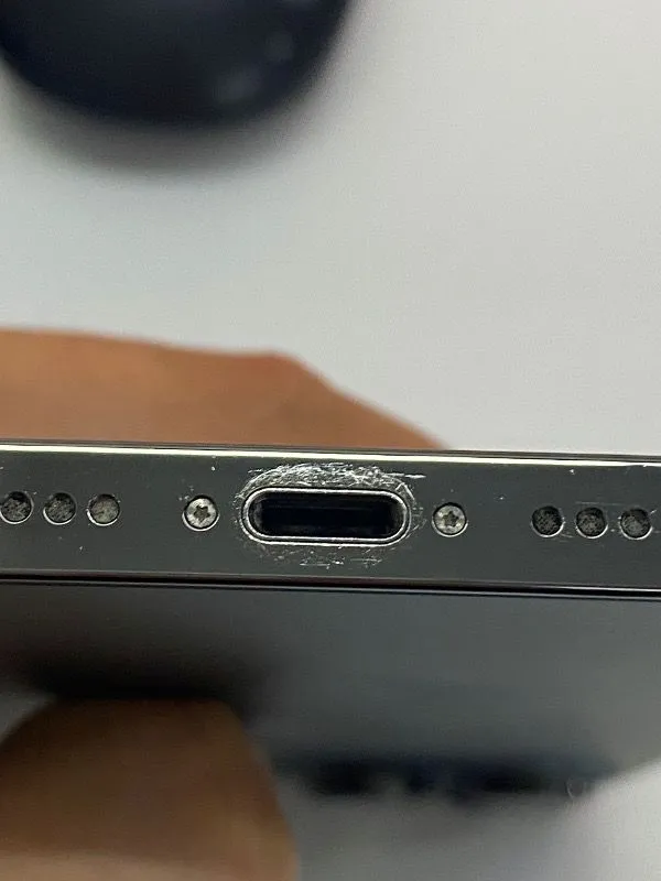Apple iPhone 16 Pro
