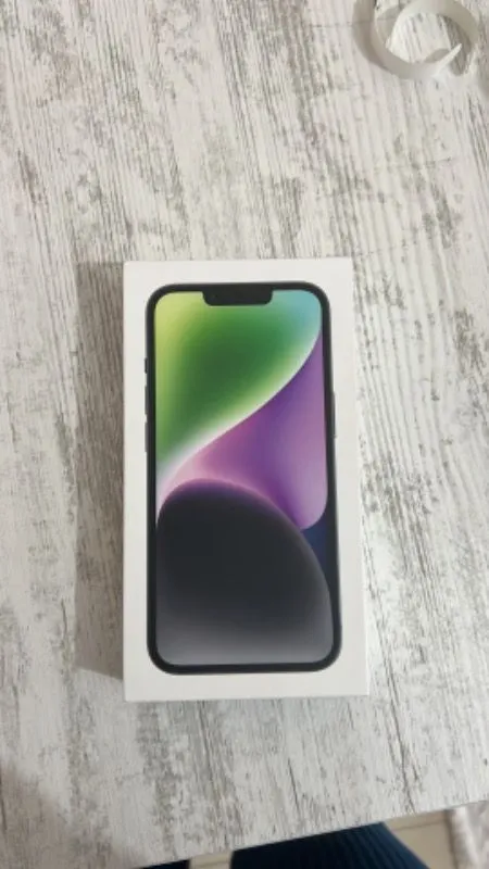 Apple iPhone 14