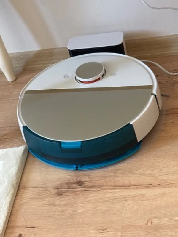 Philips 7000 Serisi HomeRun Aqua Islak Kuru Robot Süpürge, Sarj İstasyonlu, XU7000/02