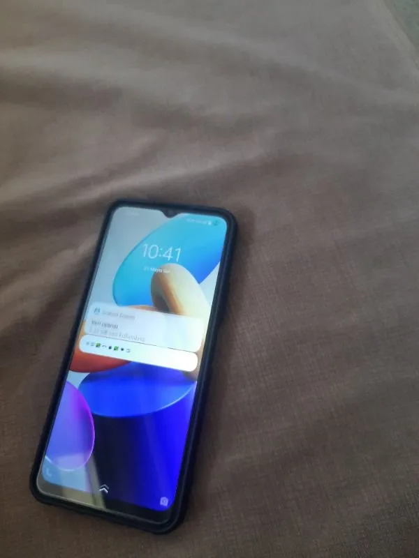 Vivo Y16