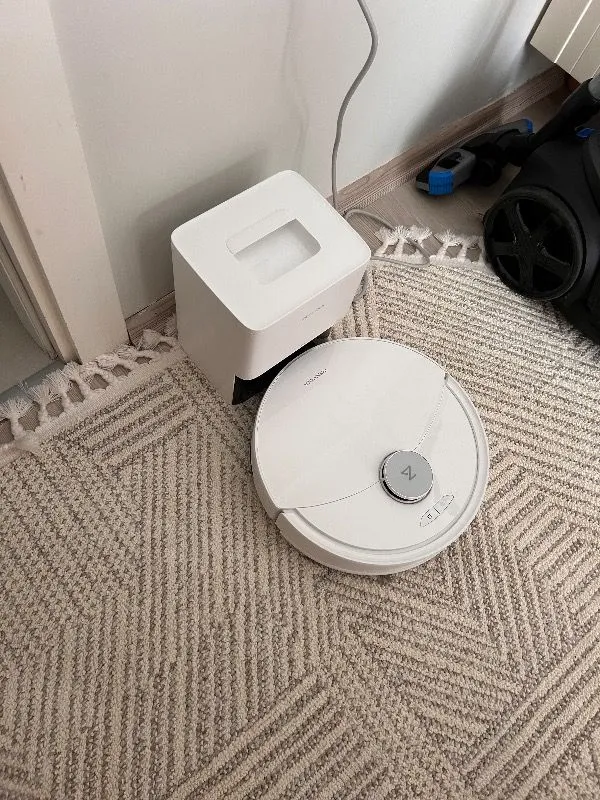Roborock Q8 Max Pro Plus Akıllı Robot Süpürge Beyaz