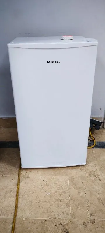 Kumtel 93L Beyaz Büro Tipi Buzdolabı HMB-110
