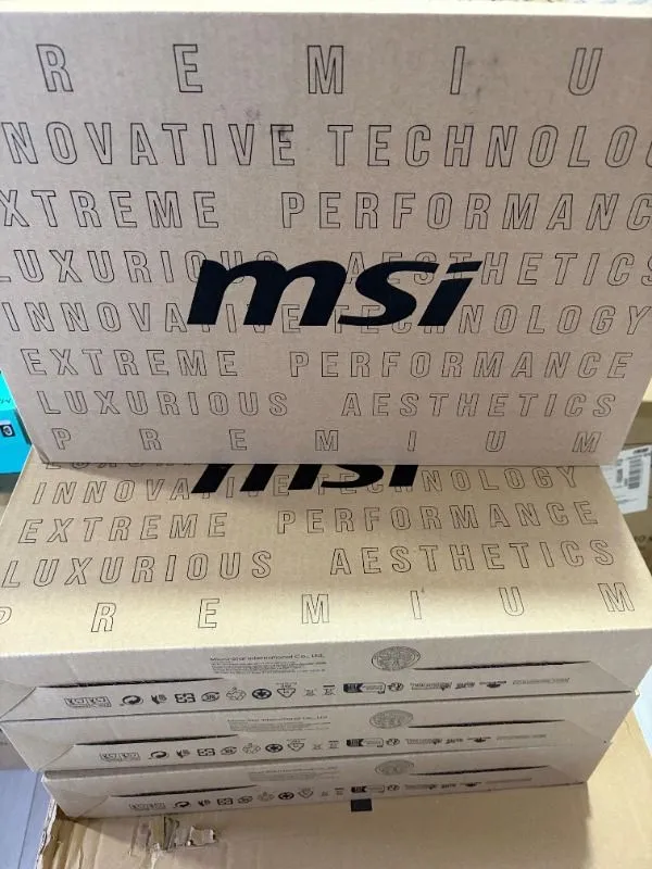 MSI CYBORG 15 B13WFKG-679XTR Intel Core i7 13620H 32GB 1TB SSD RTX5060 Freedos 15.6″ FHD 144Hz Taşınabilir Bilgisayar