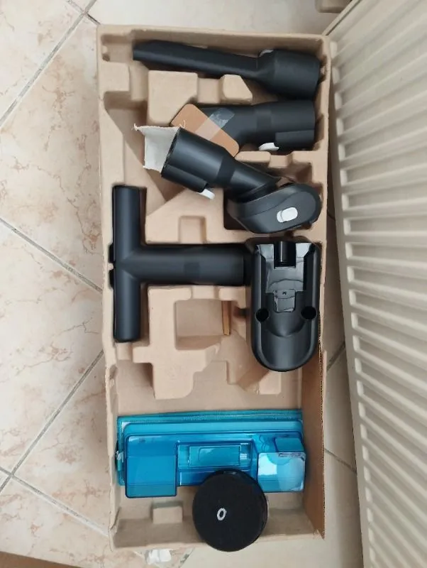 Philips 6000 Serisi Kablosuz Dikey Süpürge, PowerCyclone 11, Aqua Modül ile Kolay Mop, TriActive, XC6557/01