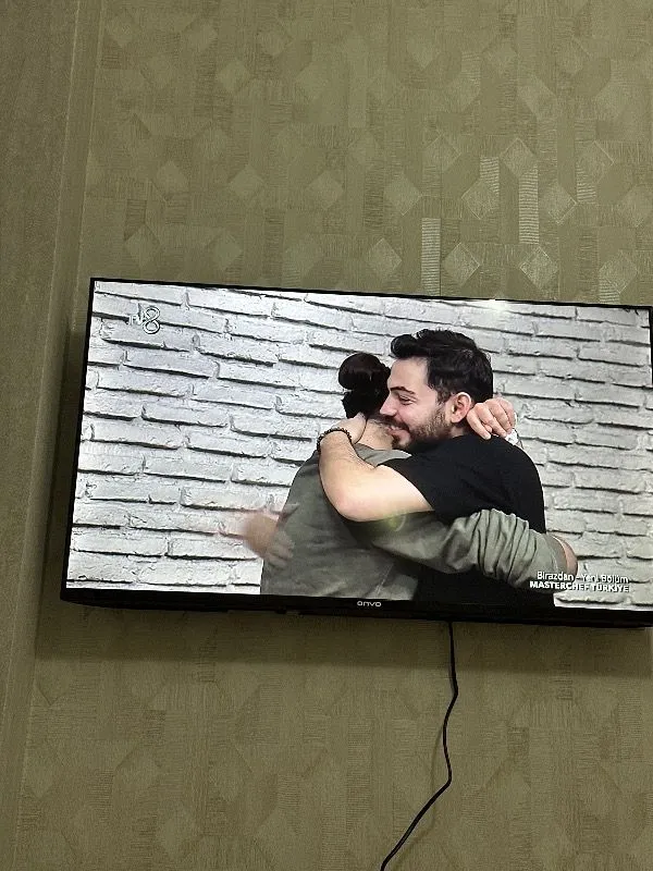 Onvo 40VL80F2FA 40” 102 Ekran Uydu Alıcılı Full HD WhaleOS LED TV