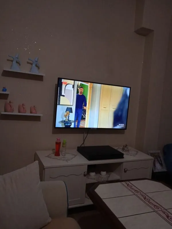 Onvo 43OV6000F 43″ 109 Ekran Smart LED TV Full HD Çözünürlük ve Dahili Uydu Alıcısı ile