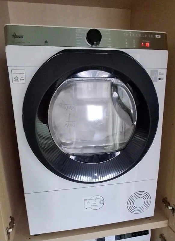 Hoover NREH 11N2TBEX-17 11 kg Wi-Fi Bağlantılı Isı Pompalı Kurutma Makinesi 64 dB Sessiz Çalışma