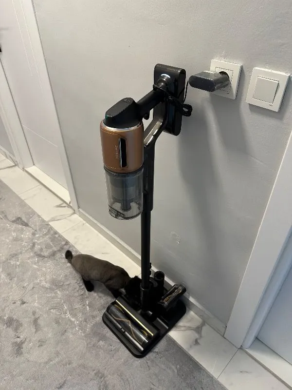 Dreame Z20 Kablosuz Dikey Süpürge HEPA Filtreli 0,6 lt Toz Haznesi ile Güçlü Emiş Teknolojisi